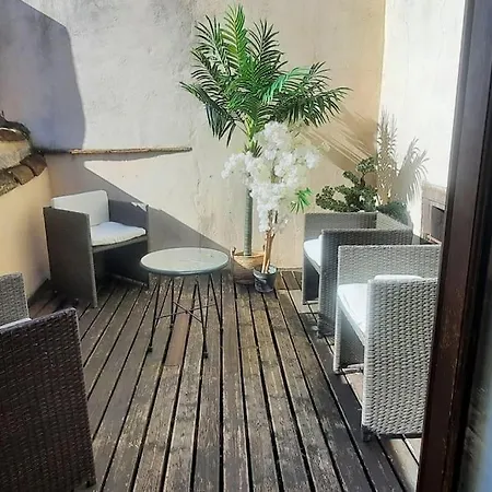 Emplacement N°1+terrasse Vue+cite+trivalle+clim *