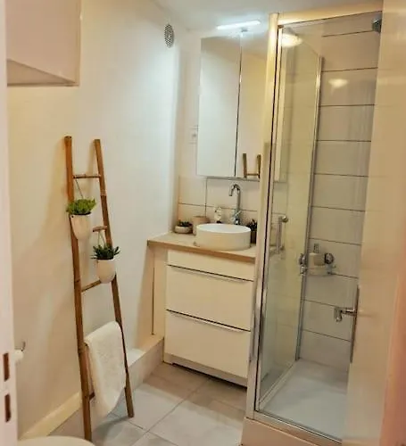 Emplacement N°1+terrasse Vue+cite+trivalle+clim Apartamento *