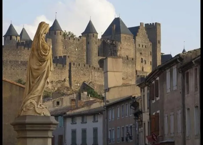 Emplacement N°1+terrasse Vue+cite+trivalle+clim *