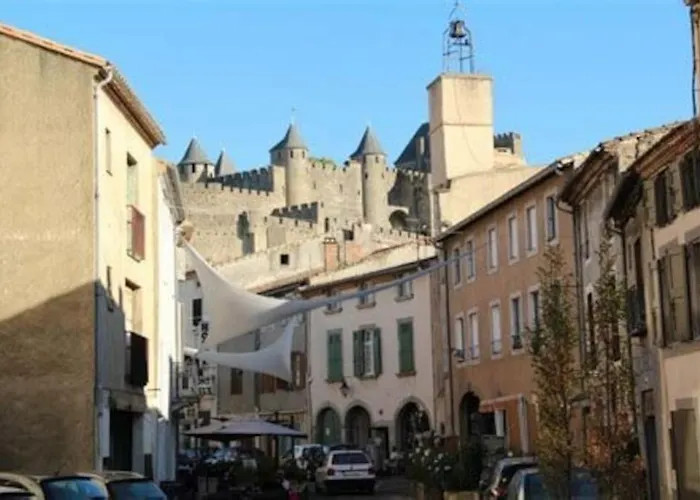 Lägenhet Emplacement N°1+terrasse Vue+cite+trivalle+clim Carcassonne