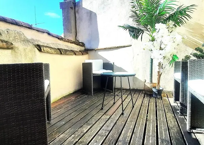 Emplacement N°1+terrasse Vue+cite+trivalle+clim Lägenhet *